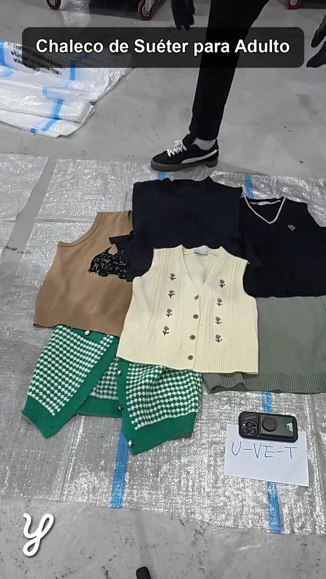 Adult sweater vest