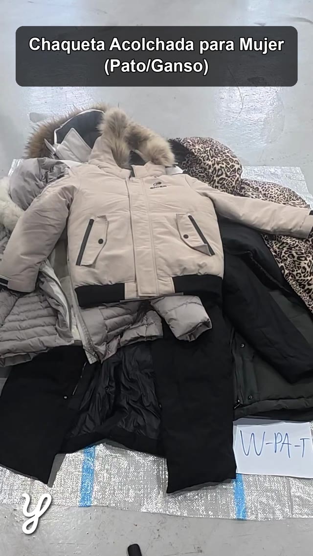 Women's padded jacket